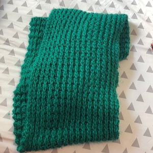 Green scarf